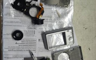 相机镜头卡住怎么办_镜头无法缩回怎么修