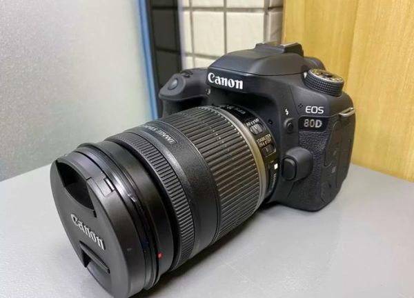 佳能80D镜头推荐_80D配什么镜头好-第1张图片-星辰妙记 佳能80D镜头推荐_80D配什么镜头好-第1张图片-星辰妙记