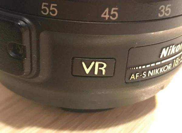 尼康镜头VR什么意思_尼康VR防抖原理-第1张图片-星辰妙记