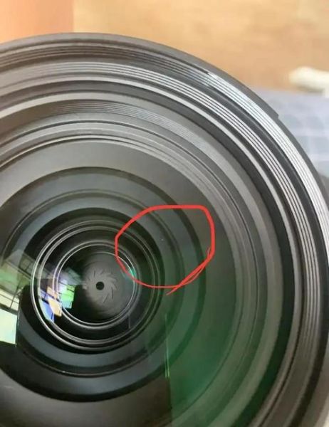 镜头内壁有灰尘怎么办_如何清洁镜头内壁-第2张图片-星辰妙记