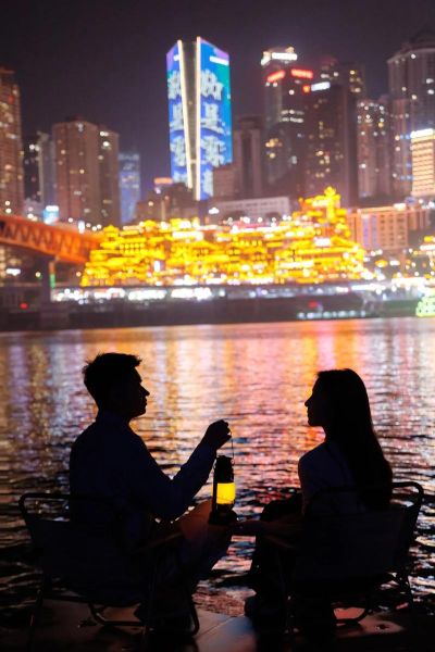 洪崖洞怎么玩_洪崖洞最佳拍照时间-第1张图片-星辰妙记