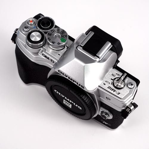 em10镜头值得买吗_em10镜头推荐-第2张图片-星辰妙记 em10镜头值得买吗_em10镜头推荐-第2张图片-星辰妙记