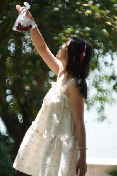 折返镜头缺点有哪些_折返镜头为什么不适合拍人像-第2张图片-星辰妙记