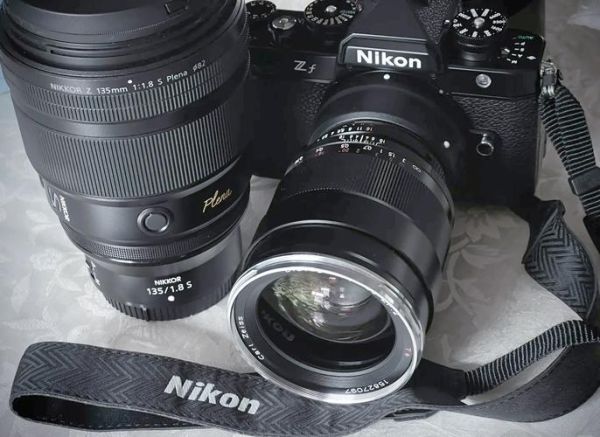 蔡司zf镜头怎么样_蔡司zf镜头适合什么相机-第1张图片-星辰妙记