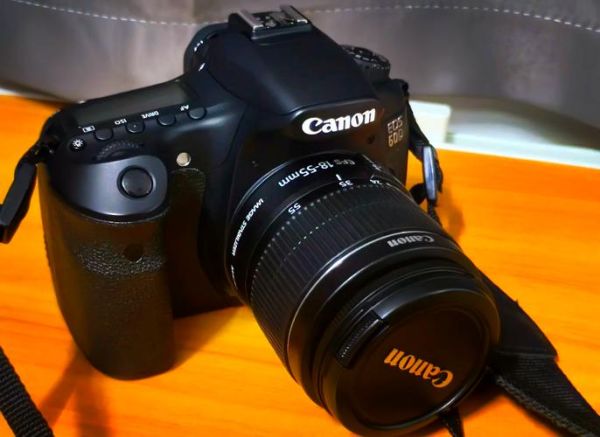 佳能60d镜头怎么选_佳能60d配什么镜头好-第1张图片-星辰妙记 佳能60d镜头怎么选_佳能60d配什么镜头好-第1张图片-星辰妙记