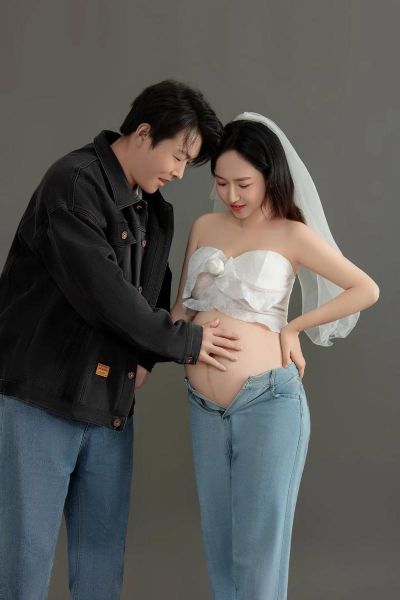 北京孕妇写真照哪家好_孕妇写真照价格一般多少-第3张图片-星辰妙记