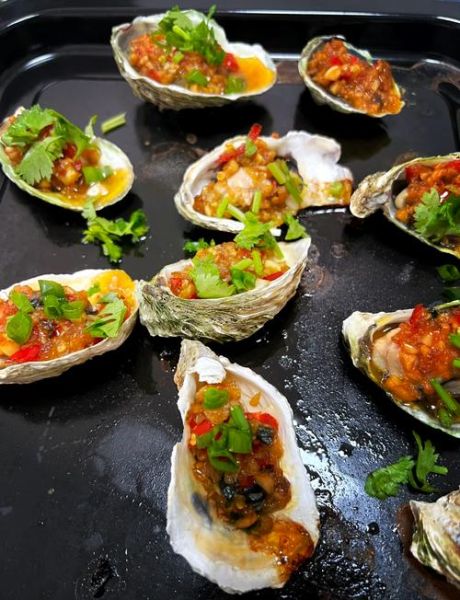 孕妇能吃蒜蓉烤生蚝吗_孕期吃生蚝安全指南-第1张图片-星辰妙记