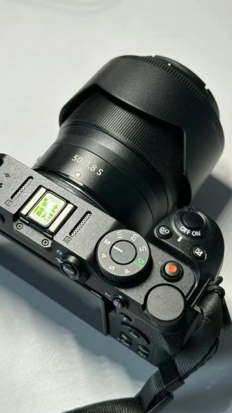 尼康全画幅定焦镜头推荐_哪款性价比最高-第1张图片-星辰妙记