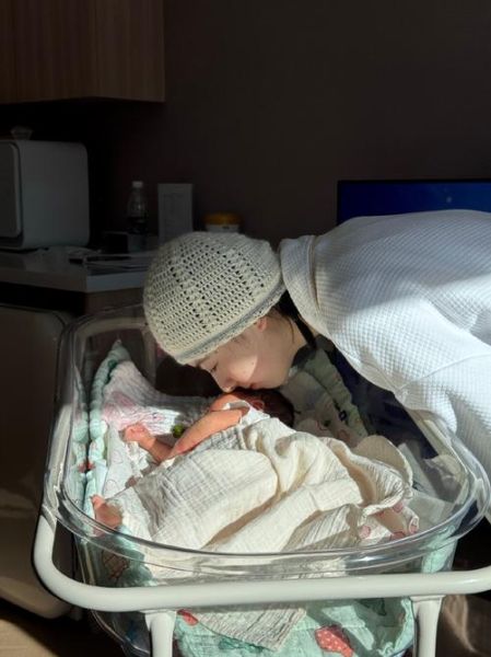 孕妇开二指多久能生_开两指后多久进产房-第3张图片-星辰妙记