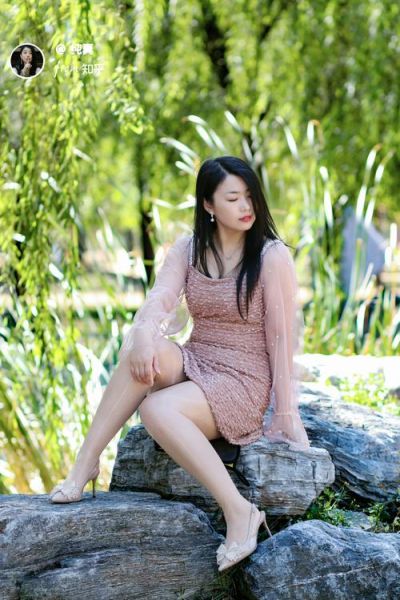 85定焦镜头适合拍什么_85mm镜头人像摄影技巧-第1张图片-星辰妙记 85定焦镜头适合拍什么_85mm镜头人像摄影技巧-第1张图片-星辰妙记