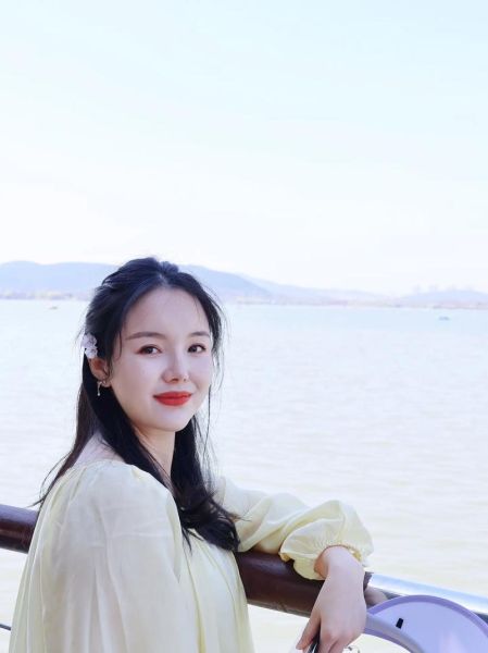 佳能新百微拍人像效果如何_佳能RF100mmF2.8L人像实战技巧-第3张图片-星辰妙记