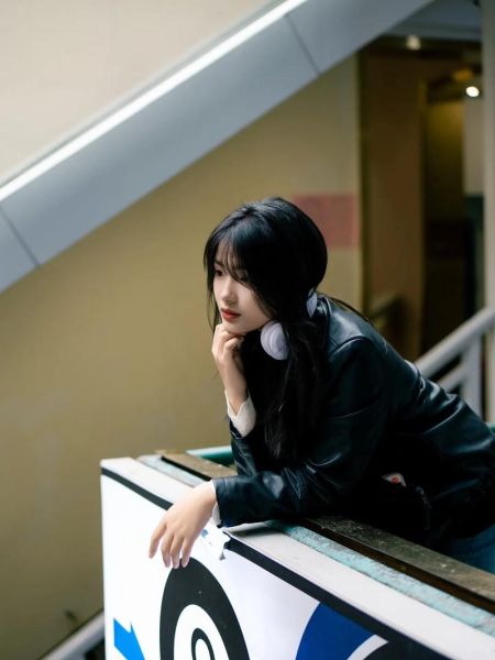 50mm定焦镜头适合拍什么_50mm镜头虚化效果好吗-第1张图片-星辰妙记