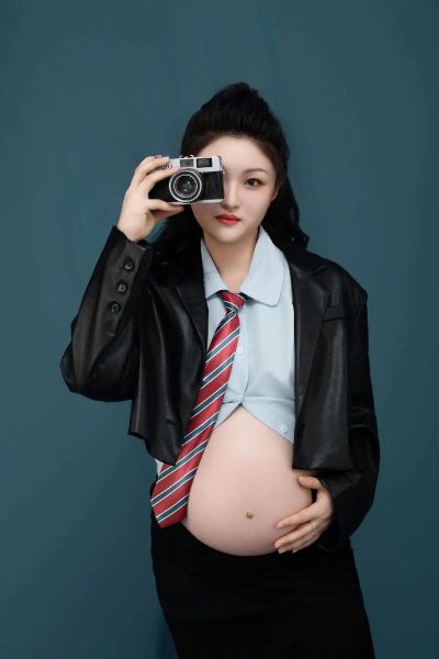 孕妇照什么时候拍最合适_孕妇照拍摄注意事项-第3张图片-星辰妙记 孕妇照什么时候拍最合适_孕妇照拍摄注意事项-第3张图片-星辰妙记