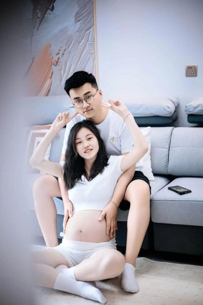 孕妇照什么时候拍最合适_孕妇照拍摄注意事项-第2张图片-星辰妙记 孕妇照什么时候拍最合适_孕妇照拍摄注意事项-第2张图片-星辰妙记