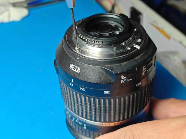 腾龙镜头维修价格_腾龙镜头进水怎么办-第1张图片-星辰妙记