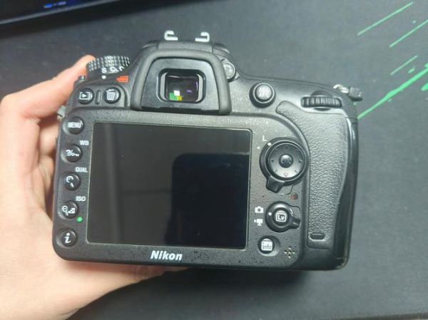 尼康d7000配什么镜头_尼康d7000镜头推荐-第1张图片-星辰妙记