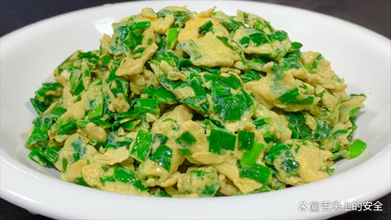 孕妇可以吃韭菜炒鸡蛋吗_孕早期吃韭菜炒蛋安全吗-第2张图片-星辰妙记