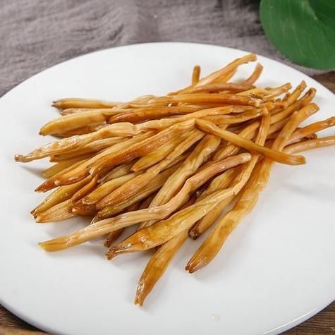 金针根孕妇可以吃吗_金针根孕妇食用禁忌-第3张图片-星辰妙记 金针根孕妇可以吃吗_金针根孕妇食用禁忌-第3张图片-星辰妙记