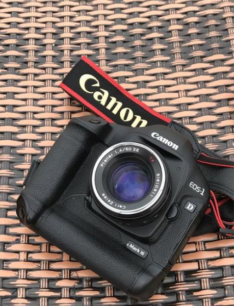 什么是蔡司镜头_蔡司镜头为什么这么贵-第1张图片-星辰妙记 什么是蔡司镜头_蔡司镜头为什么这么贵-第1张图片-星辰妙记