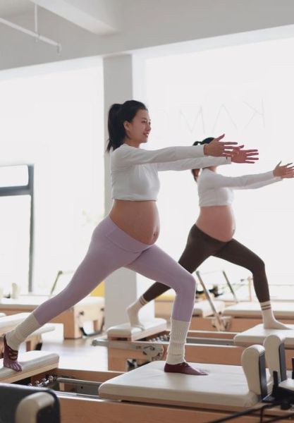 孕妇可以做什么运动_孕期运动视频推荐-第3张图片-星辰妙记