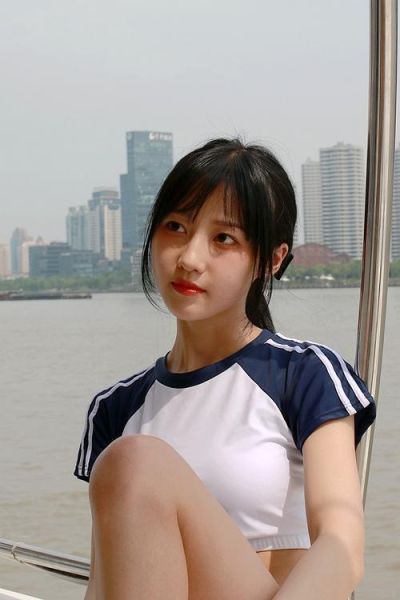 1635镜头适合拍什么_1635镜头人像效果如何-第1张图片-星辰妙记 1635镜头适合拍什么_1635镜头人像效果如何-第1张图片-星辰妙记