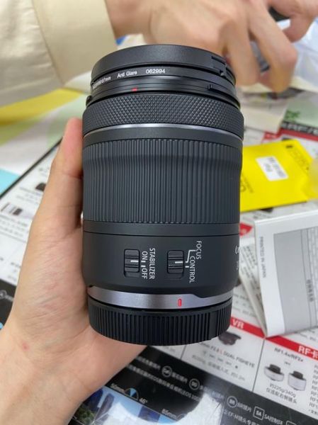 佳能新镜头值得买吗_佳能RF镜头和EF镜头区别-第3张图片-星辰妙记